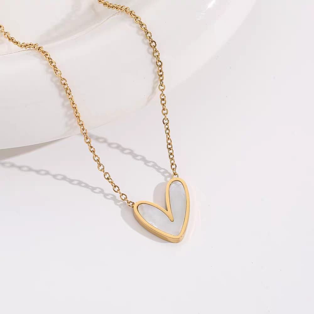 Livia Necklace
