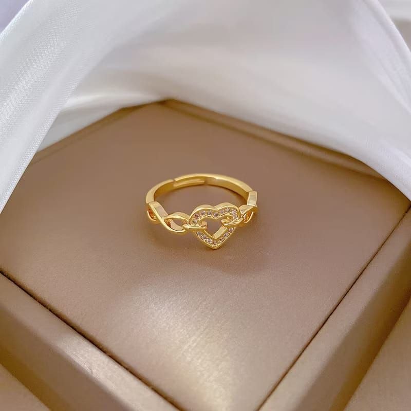 Lara Ring
