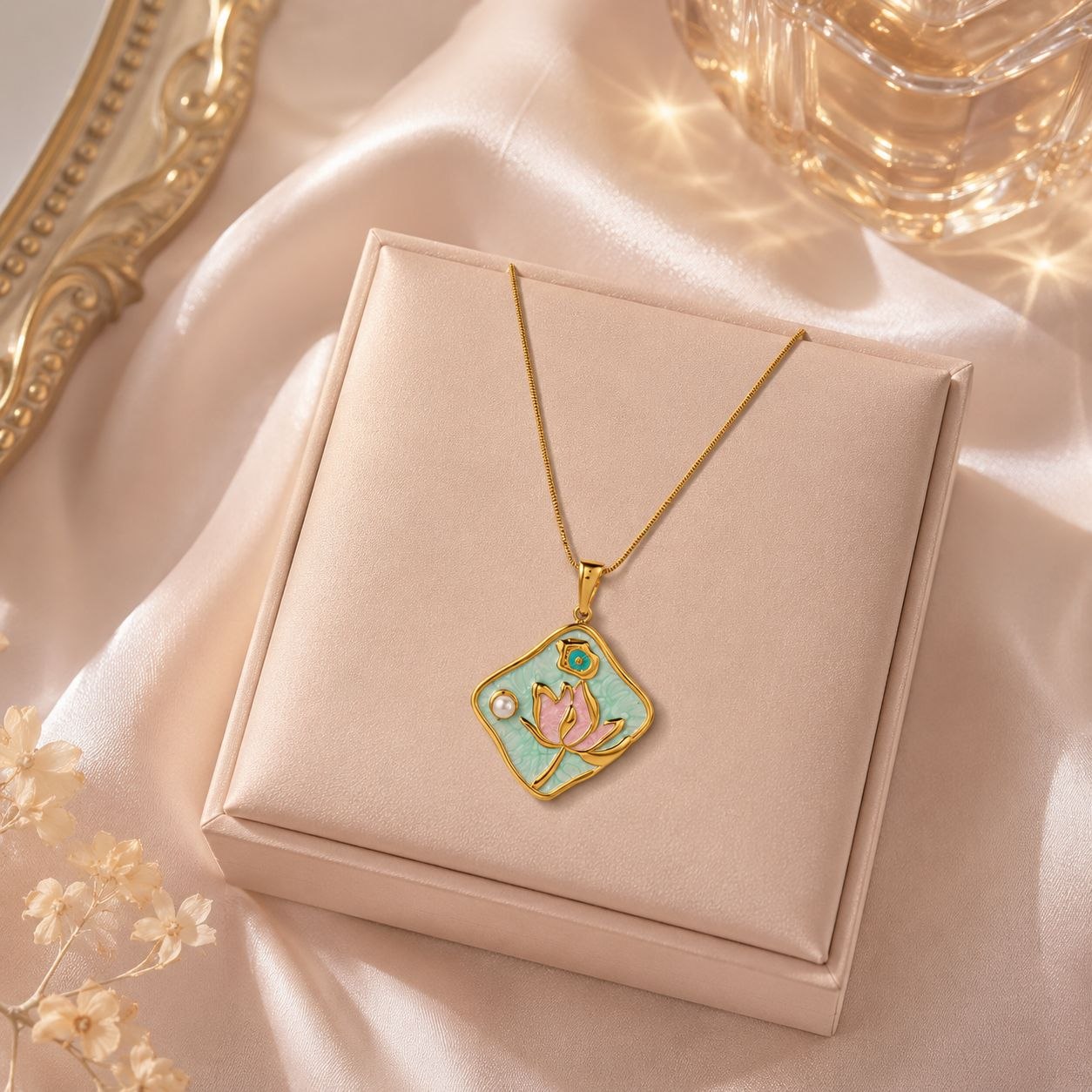 Rayna Necklace